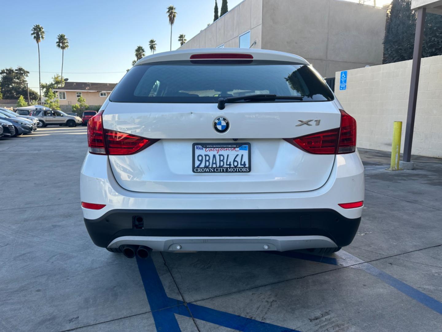 2014 WHITE /Black BMW X1 Leather (WBAVL1C56EV) with an 4 Cylinders engine, AUTOMATIC transmission, located at 30 S. Berkeley Avenue, Pasadena, CA, 91107, (626) 248-7567, 34.145447, -118.109398 - Don't let bad credit or financial setbacks hold you back from owning a luxury SUV like the 2014 BMW X1 xDrive28i. At our BHPH dealership, we're here to make the car-buying process as smooth and stress-free as possible. We invite you to visit our dealership in Pasadena, CA, to explore our inventory o - Photo#3